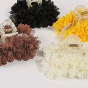 Floral Hair Claw Clip Set - Black, Yellow, Brown, Cream